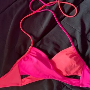 PINK VICTORIA’S SECRET Bathing Suit Top